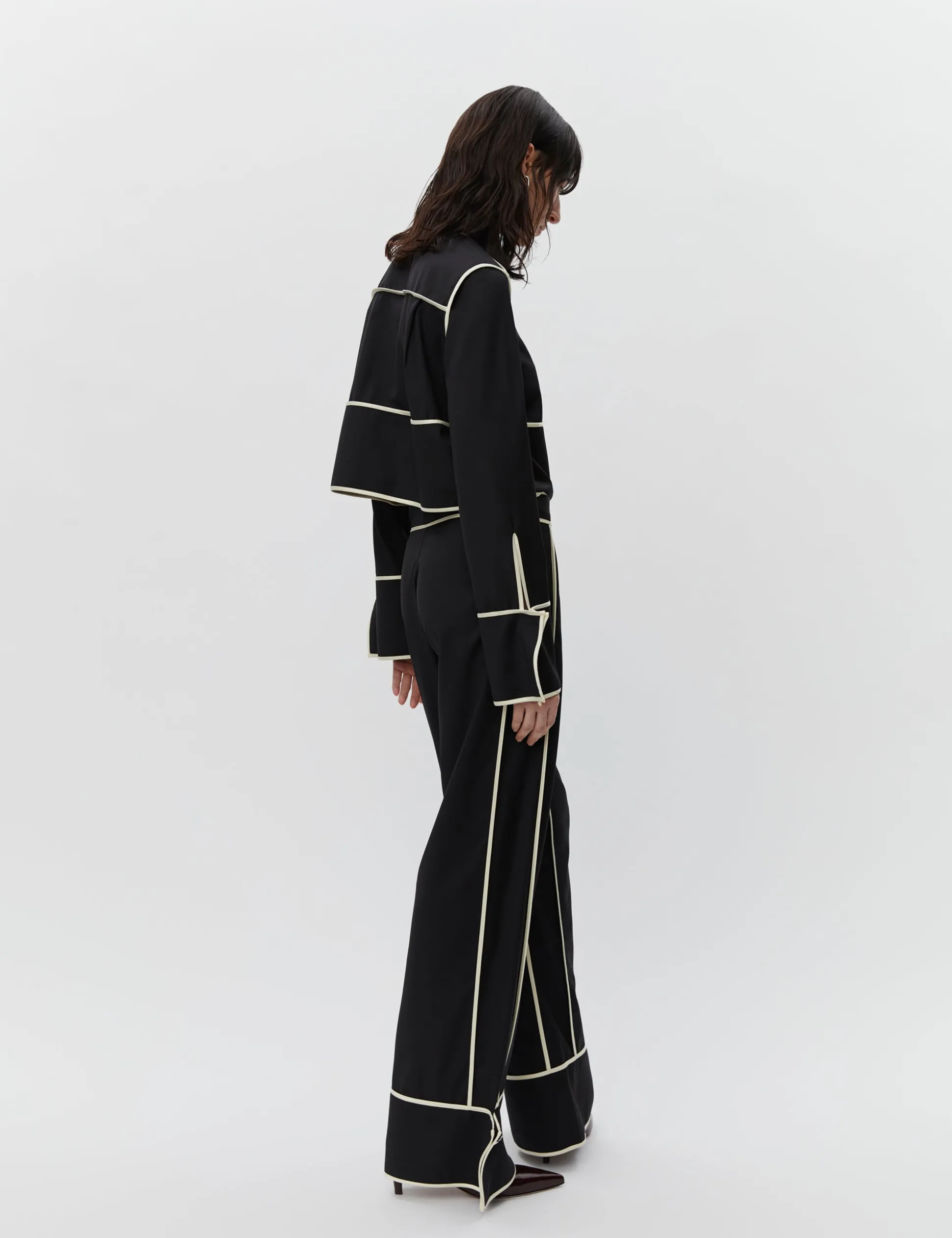 Tessa - Refined Suiting Blend - BLACK